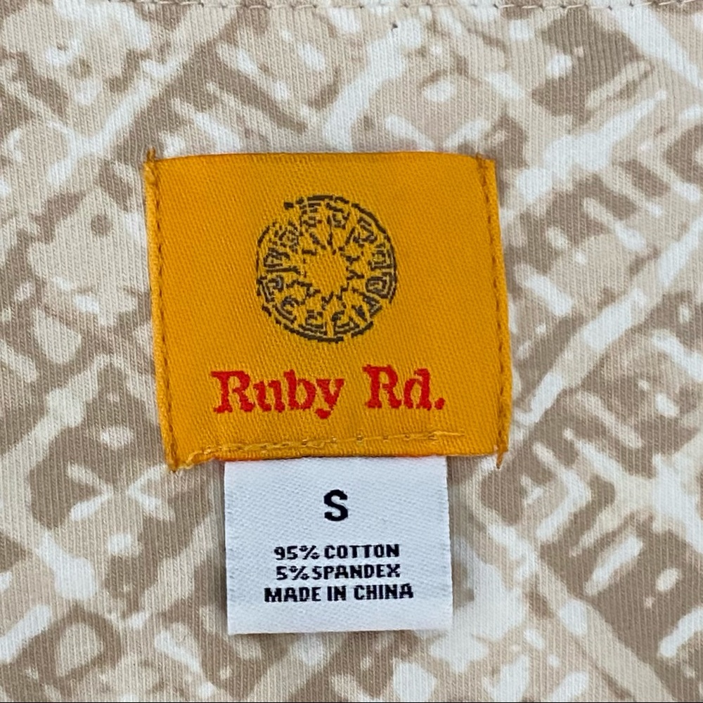 Ruby Road Top - Picture 3 of 3